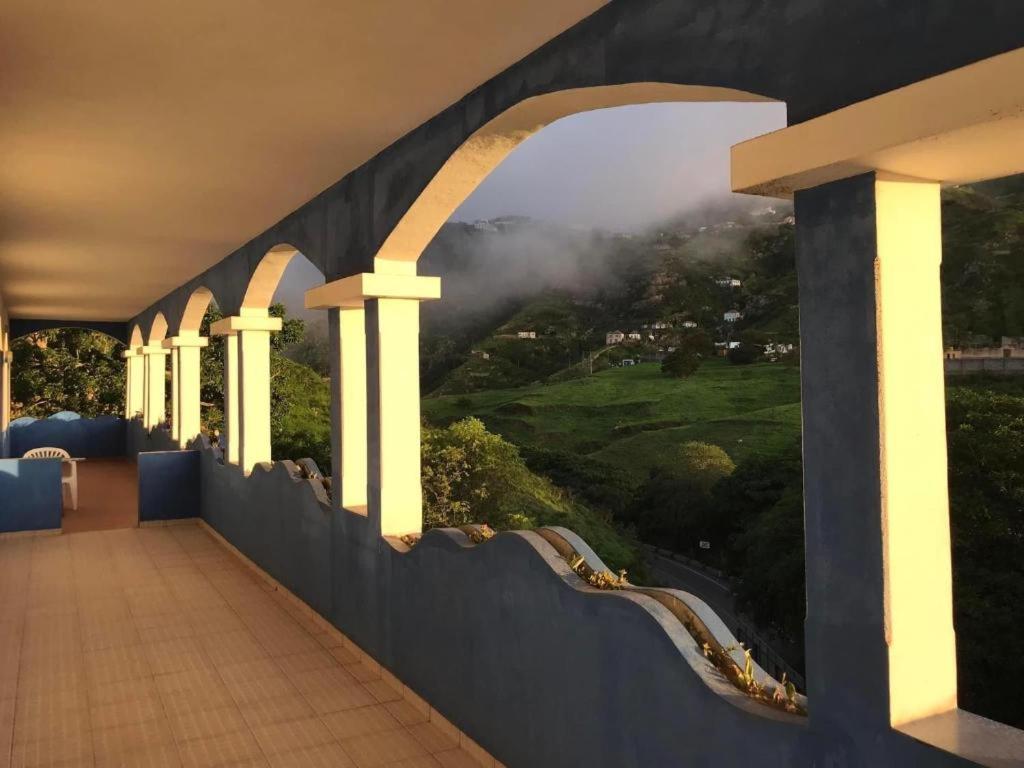 Djabraba'S Eco-Lodge Vila Nova Sintra Екстер'єр фото